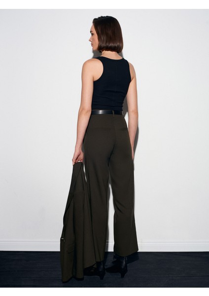 72171 Kemerli Pileli Kumaş Pantolon-Haki fiyatları