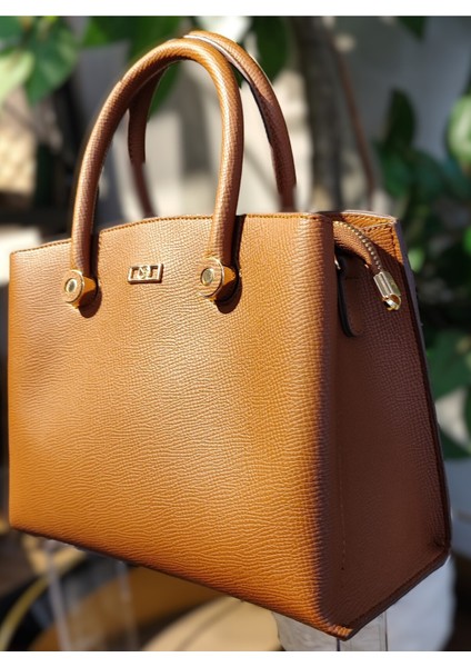 Kadın El ve Omuz Çantası Şık Tasarım fiyatları