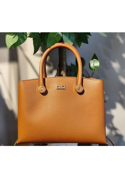 Kadın El ve Omuz Çantası Şık Tasarım fırsatları