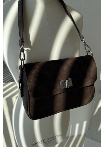 Önden Kapaklı Kahverengi Hakiki Deri Çanta modelleri