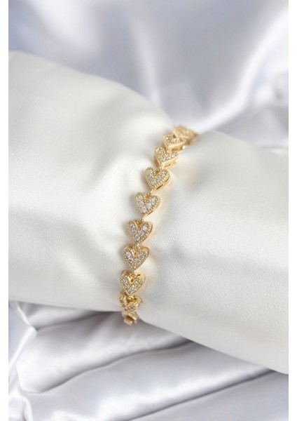 Pirinç Gold Renk Kalp Model Kadın Bileklik - TJ-BB7982