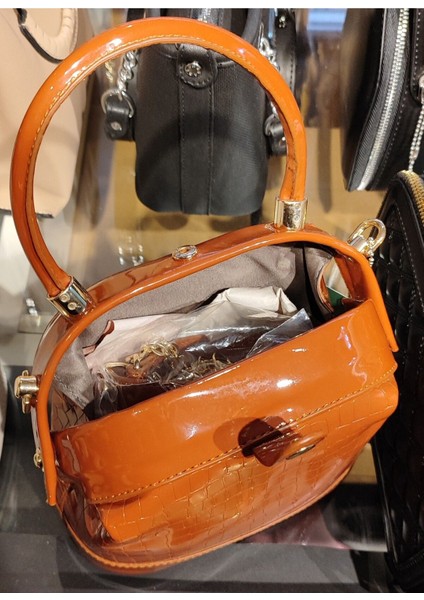 Kadın Omuz Çantası Rugan Taba Kb 7012 fiyatları