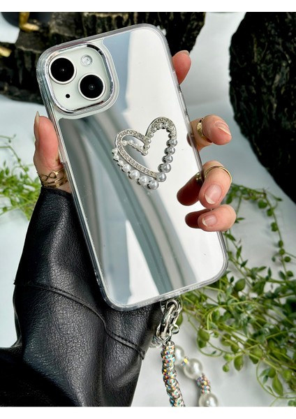 Iphone 13 - 14 - 15 Uyumlu Aynalı Charmlı Kalp Model Silikon Kılıf