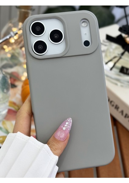 Iphone 17 Promax Uyumlu Içi Kadife Leke Tutmaz Sıvı Silikon Lansman Kılıf