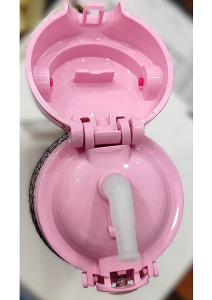 Barbi Figürlü Plastik Matara Pipetli 550 ml AD22004 fiyatları