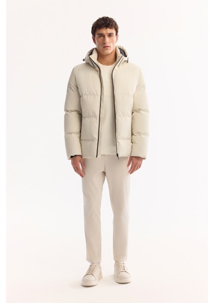 Erkek Ekru Kapüşonlu Rüzgar Geçirmez Şişme Comfort Fit Mont A52Y6054