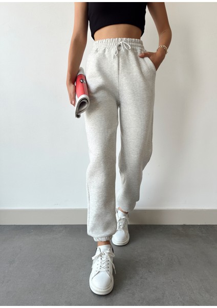 Kadın Açık Gri Kışlık Kalın Içi Polarlı Yüksek Bel Paçası Lastikli Basic Jogger Eşofman Altı modelleri
