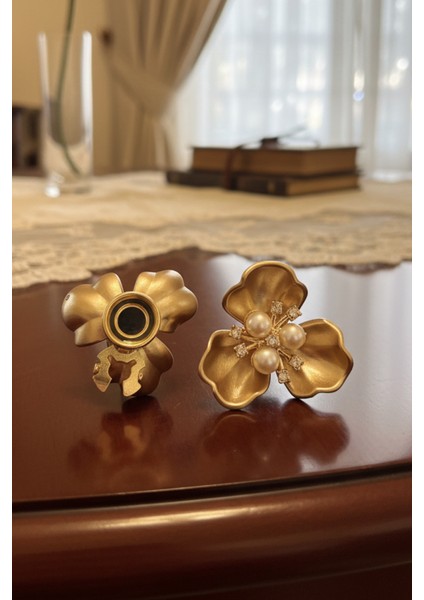 Gold 3 Yapraklı Inci Kristal Detaylı Düğme Broş, Klips, Toka