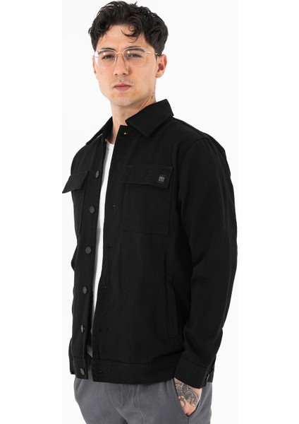 Erkek Siyah Kot Ceket Relax Fit Kapaklı Çift Cepli Gömlek Yaka modelleri