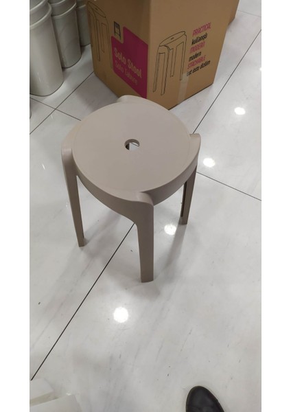 6 Adet Exclusive Kalite Ultra Dayanıklı Modern Tasarım Kırılmaz Tabure - Latte fırsatları