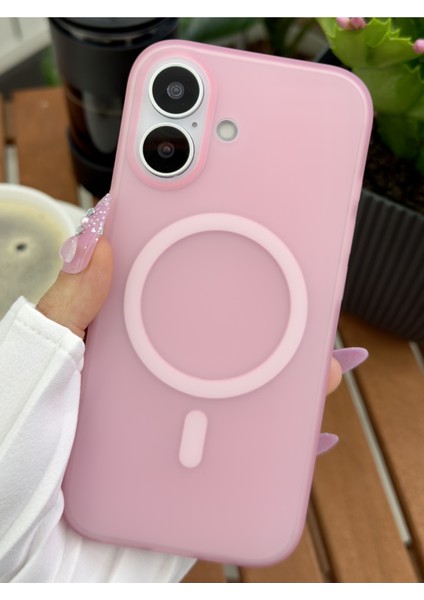 Iphone 17 Uyumlu Magsafe Özellikli Parmak Izi Bırakmaz Mat Şeffaf Silikon Kılıf modelleri