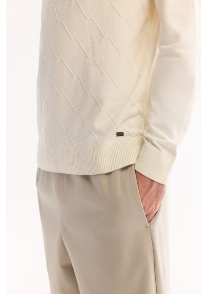 Erkek Ekru Bisiklet Yaka Soft Touch Dokulu Triko Regular Fit Kazak A52Y5028