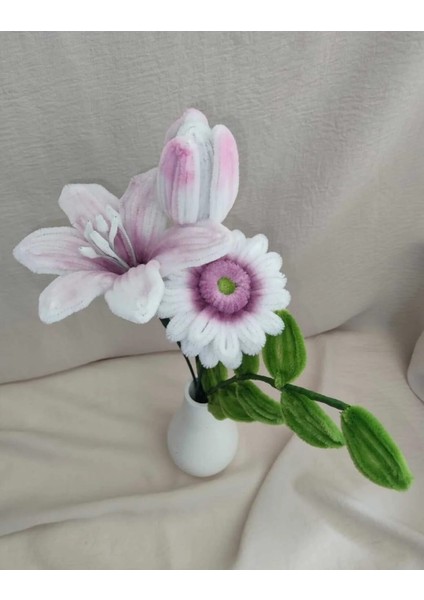 Vazoda Çiçek Aranjmanı fırsatları