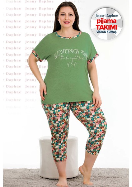 Lady Büyük Beden Desenli Kısa Kol Viskon Kumaş Kapri Pijama Takımı