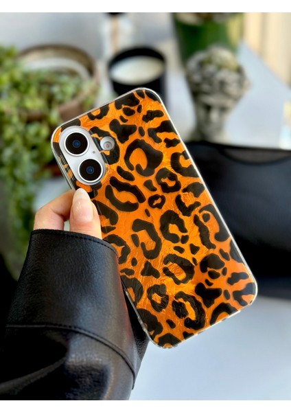 Iphone 16 Uyumlu Parlak Leopar Tasarımlı Silikon Kılıf