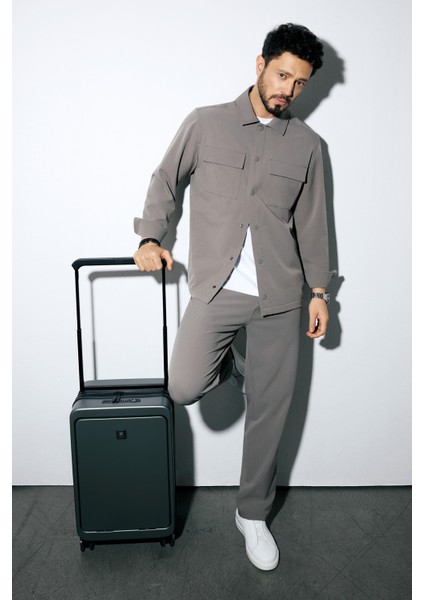 Erkek Vizon Beli Lastikli Bi-Stretch Teknik Kumaş Slim Fit Pantolon A51Y3077