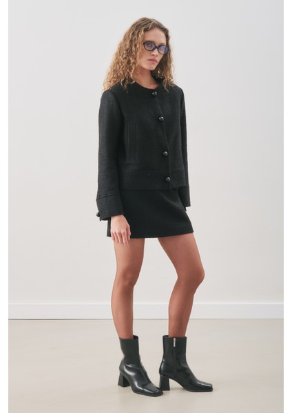 Bukle Kumaş Kısa Ceket Siyah fiyatları