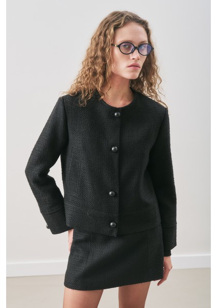 Bukle Kumaş Kısa Ceket Siyah fırsatları