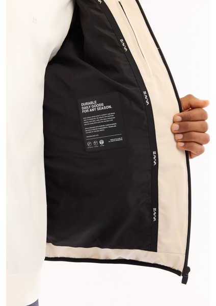 Erkek Kırık Beyaz Kapüşonlu Su İtici Rüzgar Geçirmez -5°C Dayanıklı Şişme Mont A52Y6075