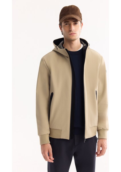 Erkek Bej Kapüşonlu Su İtici Rüzgar Geçirmez Hafif Mevsimlik Regular Fit Mont A52Y6100