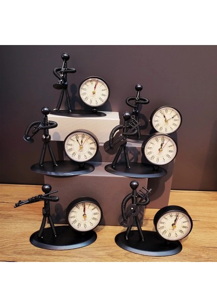 Metal Adam Masaüstü Saat ( Lisinya )