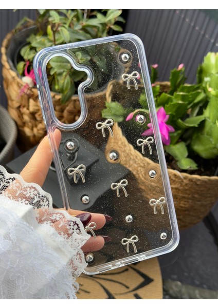 Galaxy A26 Uyumlu Mini Fiyonk Epoksili Oyuncaklı Esnek Silikon Kılıf indirimleri