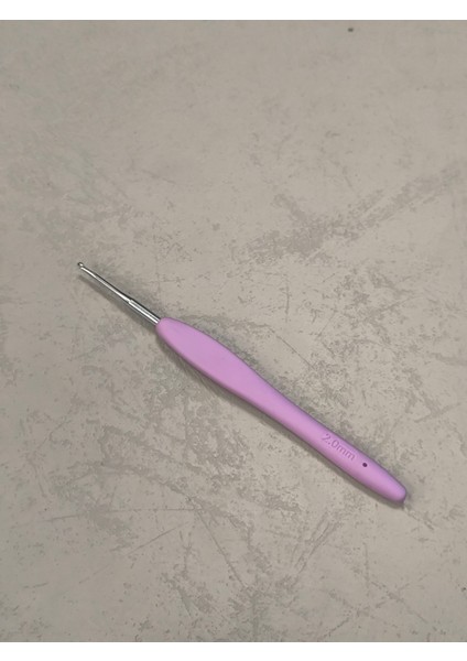 Elastik Saplı Demir Uçlu Tığ – Ergonomik Örgü ve Dantel Tığı