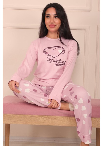 Kadın Sloganlı Kalp Desenli ve Altı Kalp Desenli Termal Pijama Takımı modelleri