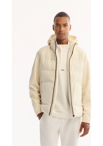Erkek Ekru Kapüşonlu Fonksiyonel ÇiftKullanım Su İtici Rüzgar Geçirmez Mevsimlik Mont A52Y6167