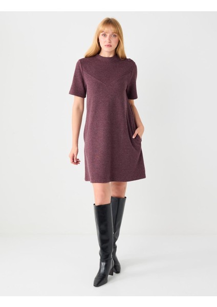 Gül Kurusu Yumuşak Dokulu Omzu Düğme Detaylı Örme Mini Elbise