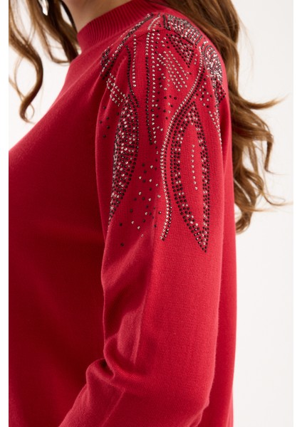 Kadın Kırmızı Elit Viskon Kumaş Taş Detaylı Omuzlar Yarım Balıkçı Yaka Triko Bluz modelleri