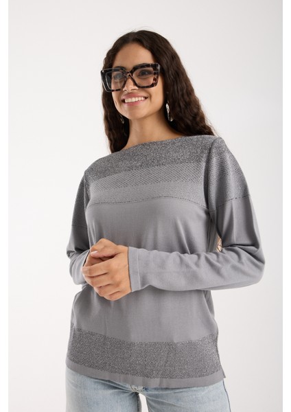Kadın Gri Viskon Kumaş Kayık Yaka Simli Triko Bluz fiyatları