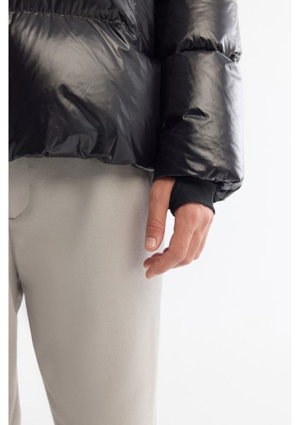 Erkek Siyah Kapüşonlu Kaz Tüyü Su İtici Rüzgar Geçirmez -20°C Dayanıklı Şişme Mont A42Y6182