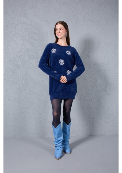 Kadın Laci Sakal Iplik Boncuk Nakışlı Bisiklet Yaka Triko Kazak