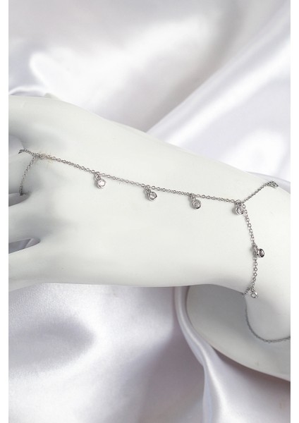 Pirinç Zirkon Taşlı Sallantılı Model Gümüş Renk Kadın Şahmeran - TJ-SN696