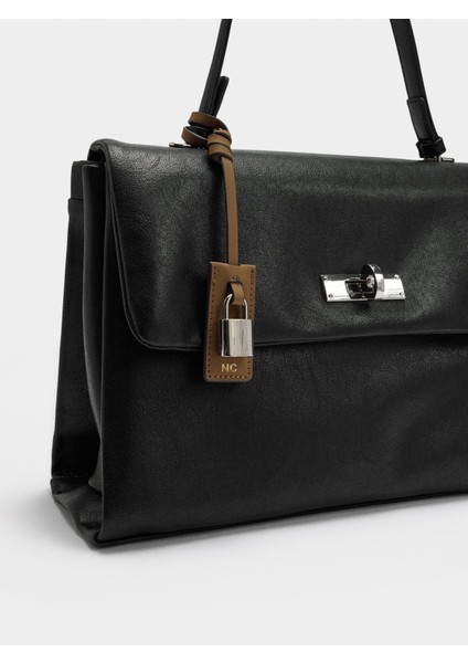 Kapaklı ve Çapraz Askılı Çanta modelleri