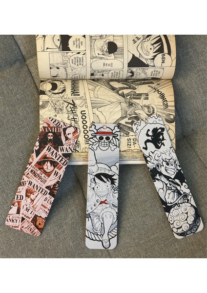 One Piece Kabartmalı 3’lü Kitap Ayracı Seti - Luffy, Gomu Gomu No Mi Devil’s Fruit Lastik Lastik Meyvesi, Wanted - 3 Adet Ayraç