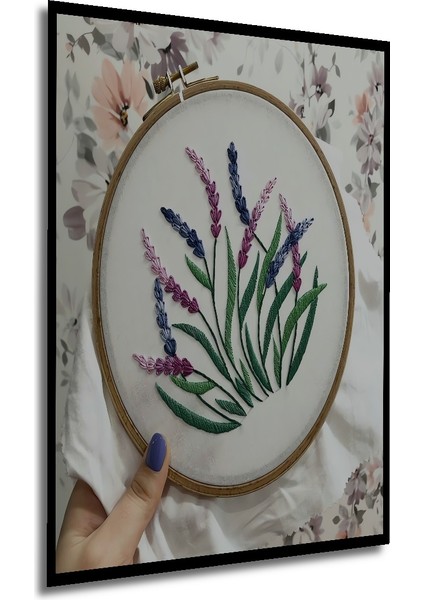 El Yapımı Nakışlı Ahşap Tablo Lavanta Bahçesi Suluboya Görünümlü Sanat Eseri Dikdörtgen Tablo