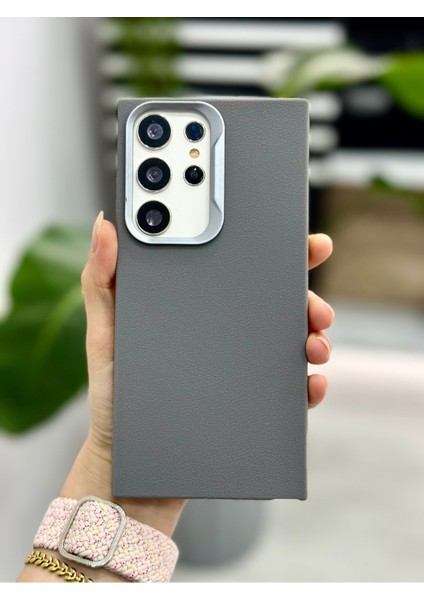 Samsung Galaxy S24 Ultra Uyumlu Estetik Dokulu Deri Görünümlü Esnek Silikon Kılıf