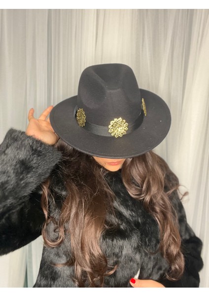 Tasarım Aksesuarlı Panama Fötr Şapka