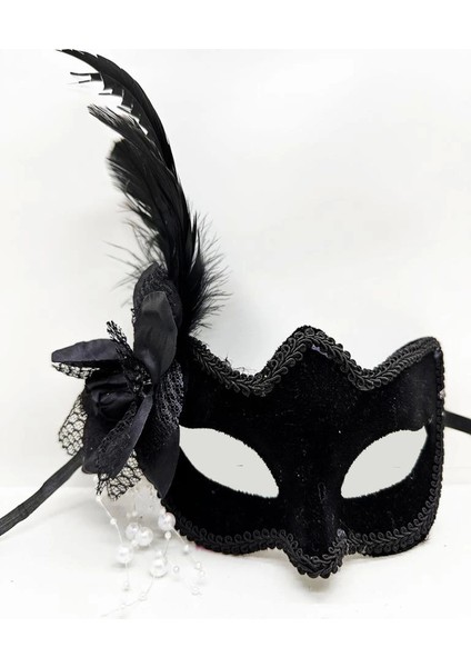 Bfs Siyah Renk Yandan Tüylü Beyaz Incili Süet Kaplama A Kalite Lüks Parti Maskesi 20X23 cm