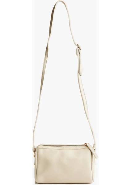 Fermuarlı Suni Deri Askılı Çapraz Çanta