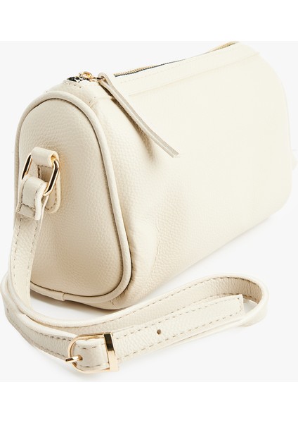 Fermuarlı Suni Deri Askılı Çapraz Çanta modelleri