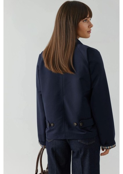 Kadın Düğmeli Içi Ekose Desenli Ceket Lacivert fiyatları