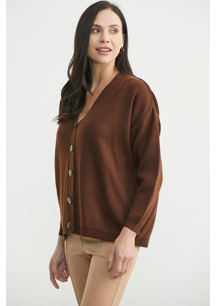 V Yaka Salaş Düğmeli Triko Hırka - Kahve fırsatları