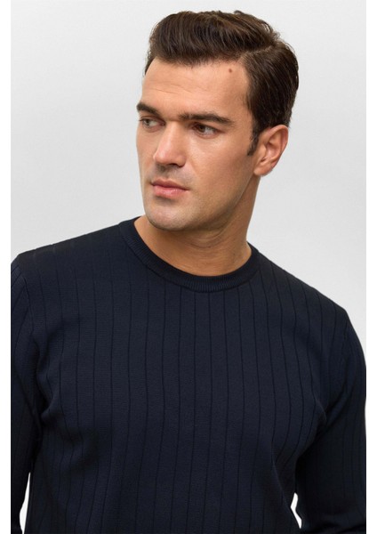 Desenli O Yaka Lacivert Erkek Kazak TR2013700482 modelleri