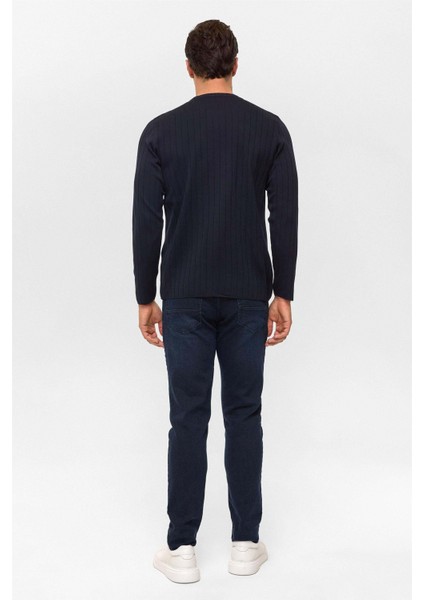 Desenli O Yaka Lacivert Erkek Kazak TR2013700482 indirimleri