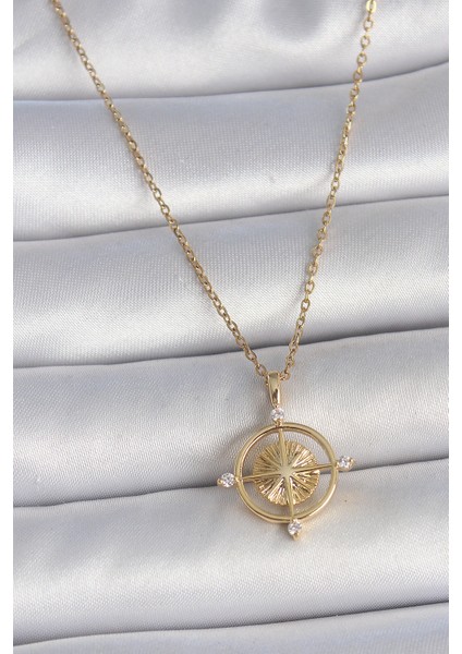 316L Çelik Gold Renk Zincir Zirkon Taşlı Pusula Model Kadın Kolye - TJ-BKO10039