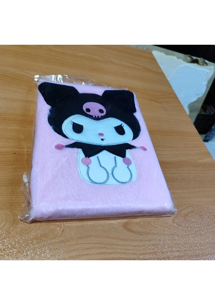 A5 Boyutunda Kuromi Figürlü Peluş Çizgili Çok Amaçlı Defter AD59350