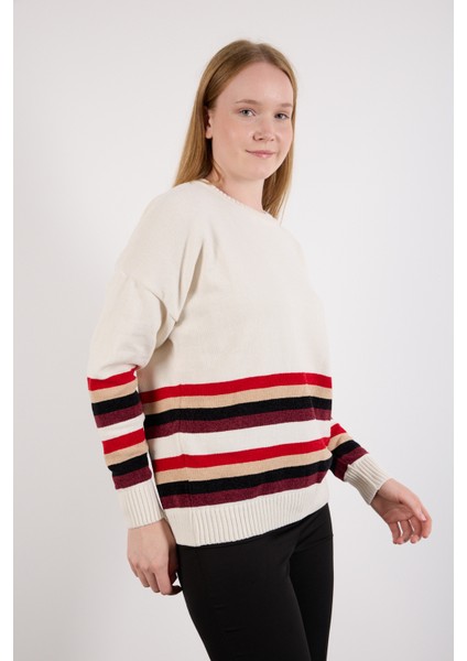 Kadın Beyaz Çizgili Bisiklet Yaka Şönil Kadife Triko Kazak modelleri